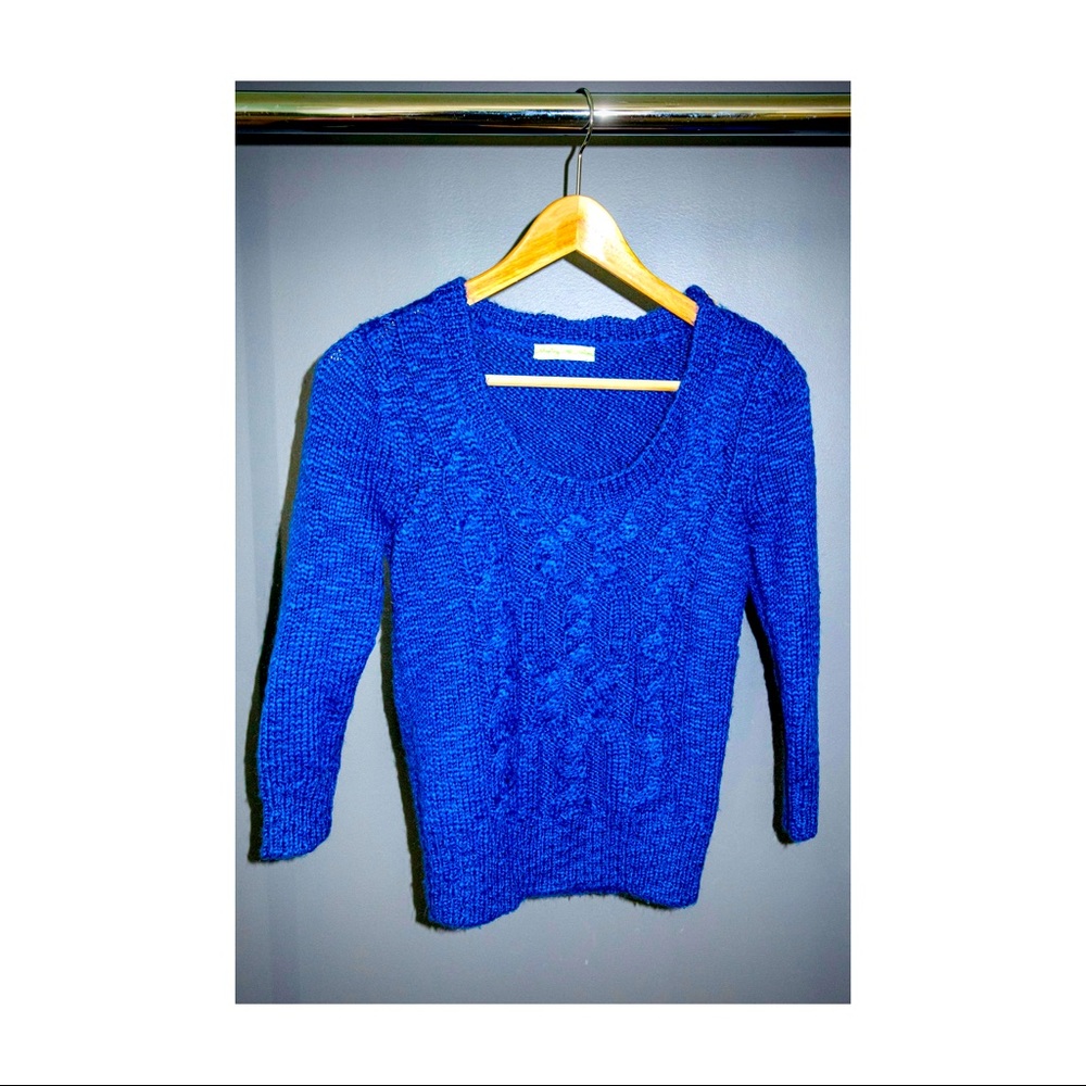 Urban Outfitters Sweater - Small